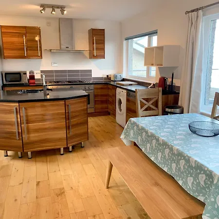 Villa Dog Friendly Beachside With Panoramic Sea Views Near Looe *