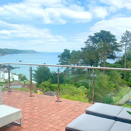 Villa Dog Friendly Beachside With Panoramic Sea Views Near Looe Saint Martin (Looe)