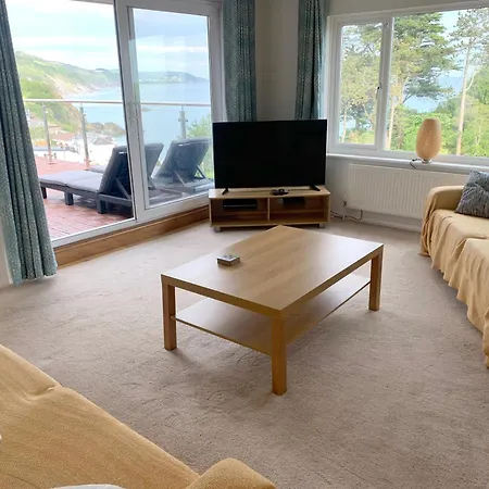 Dog Friendly Beachside With Panoramic Sea Views Near Looe Villa Saint Martin (Looe)